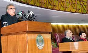 Pf cabinent ministers in prayer mode during the. In Maiden Parliamentary Address President Alvi Urges Lawmakers To Support The Govt Dawn Com