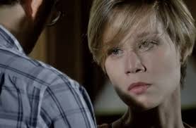 A Favorita: Irene esbofeteia Flora após perder fortuna e rancho e promete  aos netos destruí-la. “Verme”