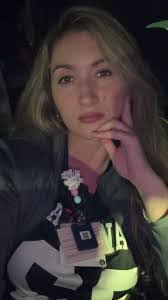 Elizabeth Collman's Instagram, Twitter & Facebook