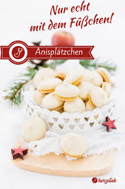 Anisplatzchen Rezept Einfach Und Wie Von Oma Mit Fusschen Rezept Kekse Anisplatzchen Kekse Backen Rezept