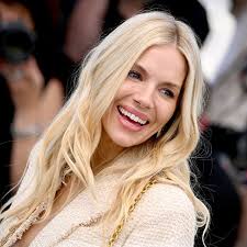 Wow or WTF: Eve's One-Sided Hair With Renegade Braid