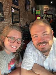 Dropped the kids off at VBS and had a little date night at Brewer's Sports  Bar & Grill in Downtown Blue Springs!!