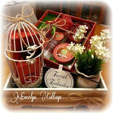 Buy Wedding Engagement Gubahan Trays For Rental In Singapore Singapore We Provide Rental Services For W Great Wedding Presents Healthy Food List Gift Tray