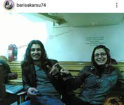 Bilimlier, yıllar sonra barış akarsu'nun geçirdiği kazayla ilgili çarpıcı açıklamalarda bulundu. Baris Akarsu Ve Kiz Arkadasi Baris Akarsu Sevenler Facebook