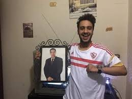 قال المخرج خالد العدل نجل الفنان الراحل سامي العدل الذى يتزامن اليوم مع ذكرى ميلاده، إنه متأثر بشخصية والده فى العديد من الأمور أبرزها، أنه يحاول أن يكون سعيداً دائماً ويسعى لتقديم حياة مليئة بالضحك مع كل من حوله سواء هو أو اخوته ووالدته وكل عائلة سامى العدل. Zamalek Now Ø§Ø¨Ù† Ø§Ù„ÙÙ†Ø§Ù† Ø§Ù„Ø±Ø§Ø­Ù„ Ø³Ø§Ù…ÙŠ Ø§Ù„Ø¹Ø¯Ù„ ÙŠÙ‡Ø¯ÙŠ Facebook