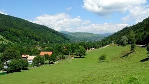 Check spelling or type a new query. Idei De VacanÈÄ La Munte In Romania 7 Locuri Frumoase De Vizitat In 2019 Antena 1