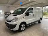 Opel-Vivaro-(2014)