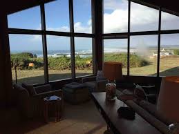 Bandon Beach House On Bluff Overlooking Ocean Houses For Rent In Bandon Oregon United States Ocean House Renting A House Vacation Home
