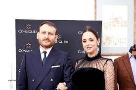 Cele mai noi știri și articole despre andreea marin iubit. Andreea Marin On The Age Difference Between Her And Her Boyfriend As For You I M Almost 11 Years Old