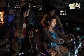 When they discover a humanoid robot named dorothy that's known to be a weapon of mass destruction, they get involved in a risky business deal. Movie Review Space Sweepers Adventure Of Four Misfits Aboard Spaceship Victory In 2092 Yonhap News Agency