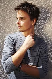 In april 2019, it was announced that she and brooks are expecting their first child. 10 A Darin Brooks Ideen Darin Brooks Serien