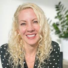 Heidi Rainey's Instagram, Twitter & Facebook