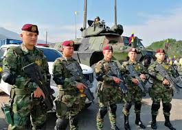 Перевод контекст ejercito c испанский на русский от reverso context: Ejercito Nacional Activa En Bogota El Dispositivo De Seguridad Para Semana Santa