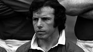 Former Wales winger JJ Williams has died aged 72