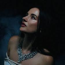 Madeline Bonn's Instagram, Twitter & Facebook