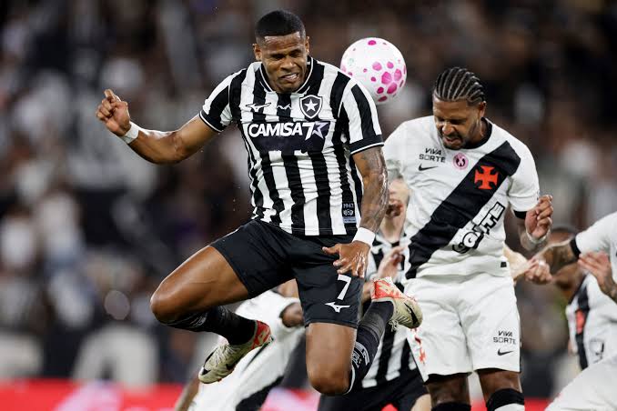 Vasco &eacute; mais efetivo, vence o Botafogo e se afasta do Z-4 &ndash; R7 Esportes