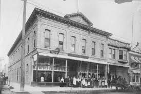 Free topographic maps online for ontario at 1:250,000 and 1:50,000 scale from the national topographic system ontario topographic maps online. Sturgeon Bay S 3rd Avenue Past And Present Door County Pulse