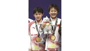 Jiaqi is related to qizhi zhang and wei zhang as well as 1 additional person. Happy 14th Birthday China S Teen Divers Take The Cake