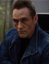 Jason Lee Gives Us the Lowdown