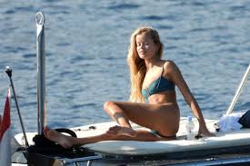 Frida aasen poses in beach bunny swimwear neon revolution summer 2021 lookbook. Frida Aasen In A Bikini On A Yacht In South Of France 08 14 2020 Celebmafia