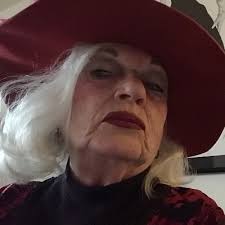 Lynne Olsen-Pagano (@OlsenPagano)