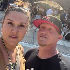 Can I add fresh minced garlic in the stretch and fold stage after the BF?