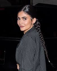 So excited for you guys to get my favorite products! Kylie Jenner Is Bringing Back 00s Boho Hair