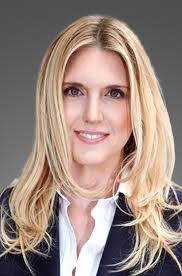 Amanda Castellano's Instagram, Twitter & Facebook