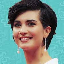 توبا بيوكستون التركية بالبيكيني وجسدها كالذكور Drop Earrings Fashion Blog Posts