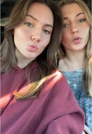 Starr Howell's Instagram, Twitter & Facebook