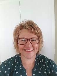 Denise Blumenthal's Instagram, Twitter & Facebook