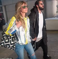 Wimbledon 2016 tennis championships wimbledon london picture murray sanders daily mail/solo syndication heidi klum with boyfriend vito schnabel at wimbledon… Heidi Klum Shares Passionate Kiss With Fiance Tom Kaulitz During Loved Up Return To Los Angeles Daily Mail Online