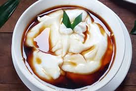 Nama sumsum sendiri ternyata diduga berasal dari warna bubur yang dianggap seperti sumsum tulang. Peluang Usaha Bubur Sumsum Sederhana Bisa Dilakukan Dari Rumah