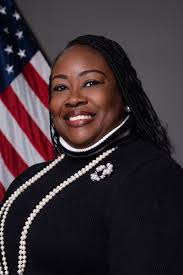 Beverly Burson's Instagram, Twitter & Facebook