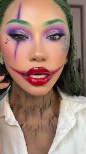 Lana Yates (lanayates1984)