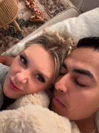 & now I'm engaged 🙊💍 Watch me find love