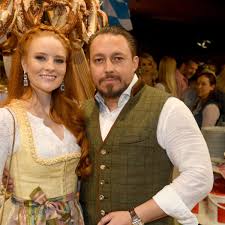 Despite her plans, barbara learns more about her life that puts her desires and the people around her in a. Barbara Meier Gntm Prosieben Endlich Mutter Das Steckt Hinter Dem Namen Ihrer Tochter Tv