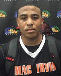 Horton-Tucker picks Iowa St. amid confusion