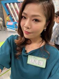 今日在民視加班過生日喔～ 沒有去慶生，努力傳遞正確知識給大家！ 敬請大家鎖定下一集醫學大聯盟❤️ #大家都很努力辛苦了