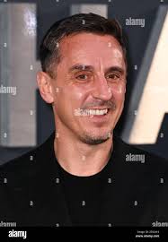 Gary neville hi-res stock photography and images