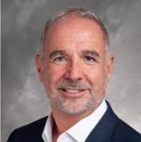 Derek Elder's Instagram, Twitter & Facebook