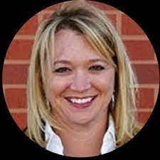 Connie Woosley's Instagram, Twitter & Facebook