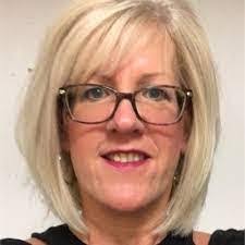 Karen Bahl's Instagram, Twitter & Facebook