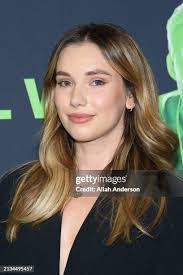 Emily Levine's Instagram, Twitter & Facebook