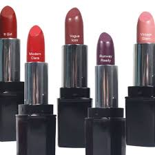 The lip bar is known for its amazing matte lipsticks. Colour Collection High Definition Iconic Matte Lipstick 4g Shopee Philippines