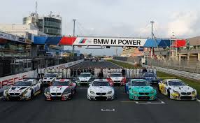 Cursa e live pe youtube. 24h Nurburgring Grune Holle Ist 2 Heimat Fur Bmw