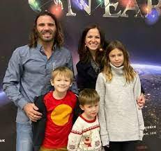 In 2015 he married fellow mma fighter angela hancock (now angela danzig) whom he coaches and trains. Clay Guida Wife Net Worth 2021 Bio Married Girlfriend Height Record Parents Ethnicity Edailybuzz Com