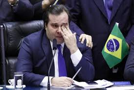 .rodrigo maia (dem) declarou que não dará seguimento a nenhum pedido de impeachment contra o atual presidente não vou deferir impeachment, disse maia. Maia E Criticado Por Usar Impeachment Como Vinganca Renova Midia