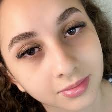 Iniciando a semana com esse volume super delicado! 😍 Volume 5D- 8 ao 11  #lash #cilios #volumelashes #estetica #lashdesigner #designdesobrancelhas