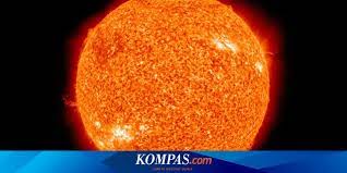 Gambar ini menampakkan permukaan matahari seperti barisan nugget berwarna emas. Nasa Fenomena Solar Minimum Matahari Mungkin Berbahaya Bagi Astronot Halaman All Kompas Com